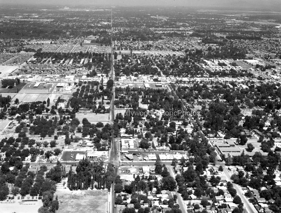 Canoga Park 1956 wm.jpg